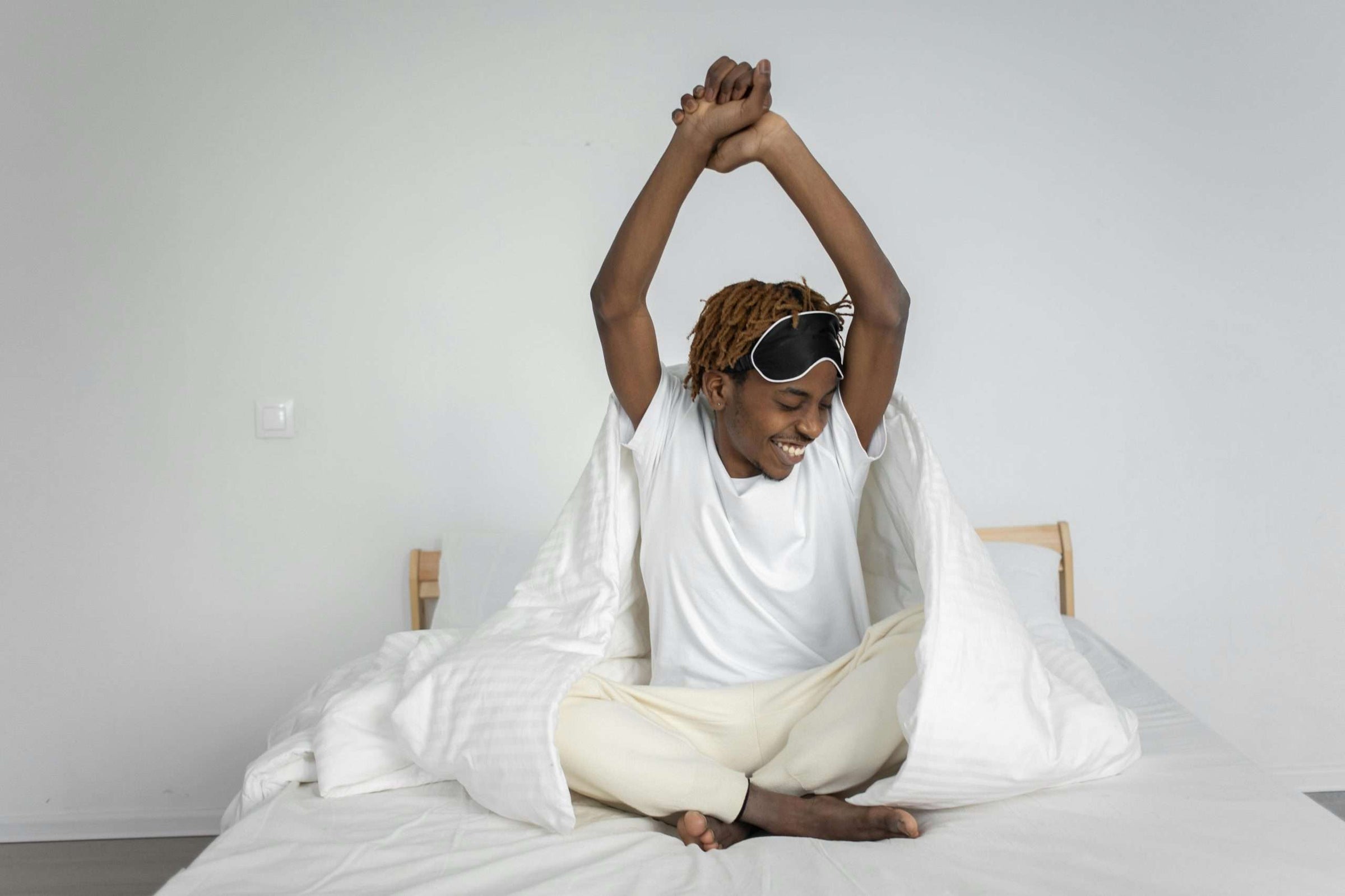 Pourquoi devriez-vous vous étirer avant de dormir ? Quels sont les exercices à privilégier ?